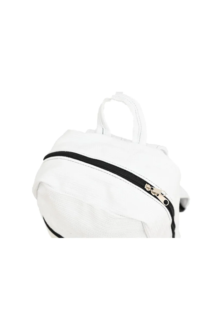 Mochila In The Guard, Branca