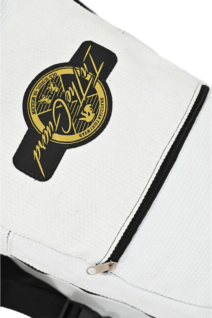 Mochila In The Guard, Branca