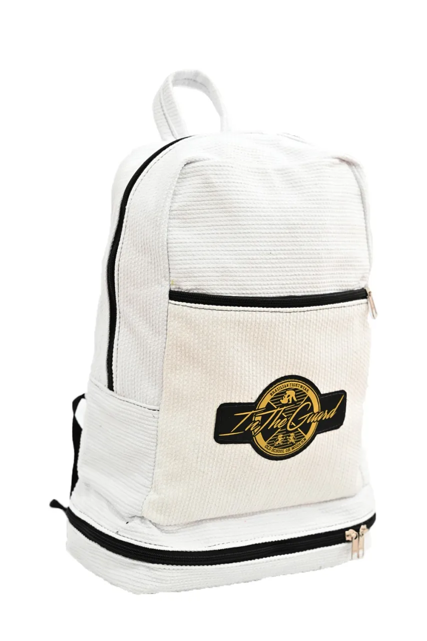 Mochila In The Guard, Branca