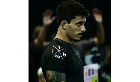 Fundamentos do jiu-jitsu: domine-os ou seja dominado!