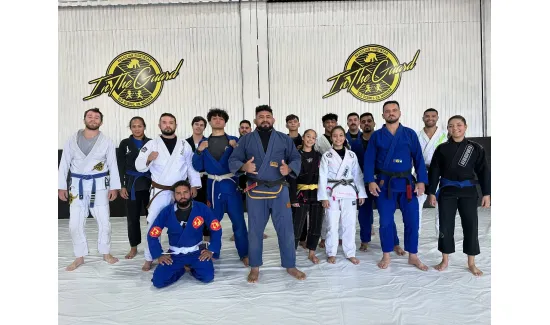 Requisitos de uniformes nos campeonatos da IBJJF: Guia completo